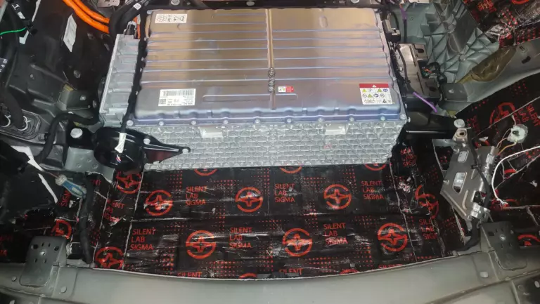 Шумоизоляция багажника Porsche Cayenne 2022-2