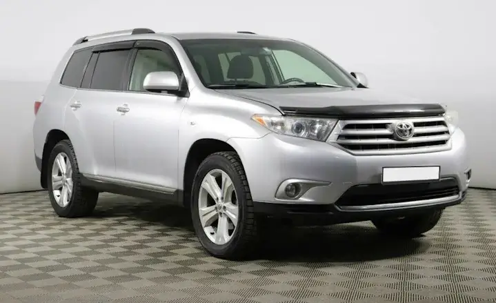 Toyota Highlander 2012 плитка