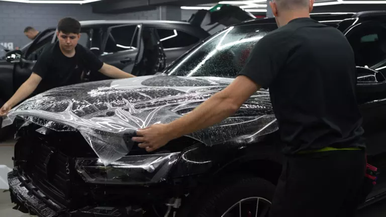 Оклейка капота Audi Q5-3