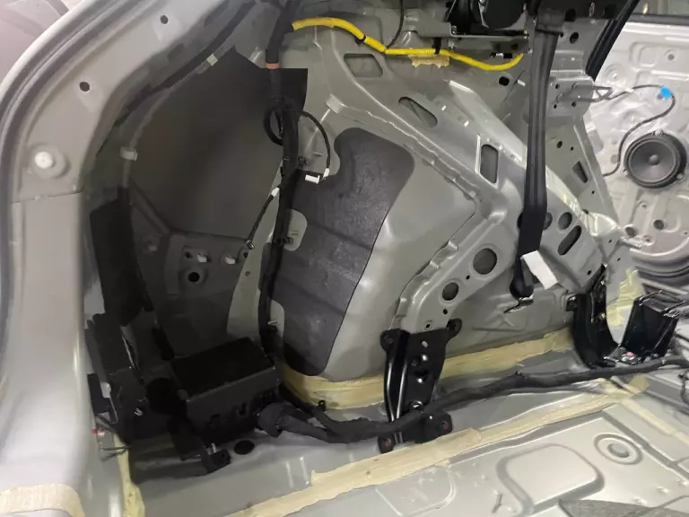Шумоизоляция багажника HAVAL F7-1