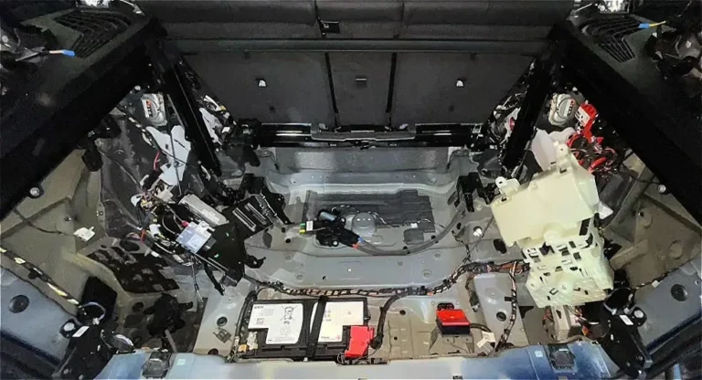 Шумоизоляция багажника BMW X5 2022-2