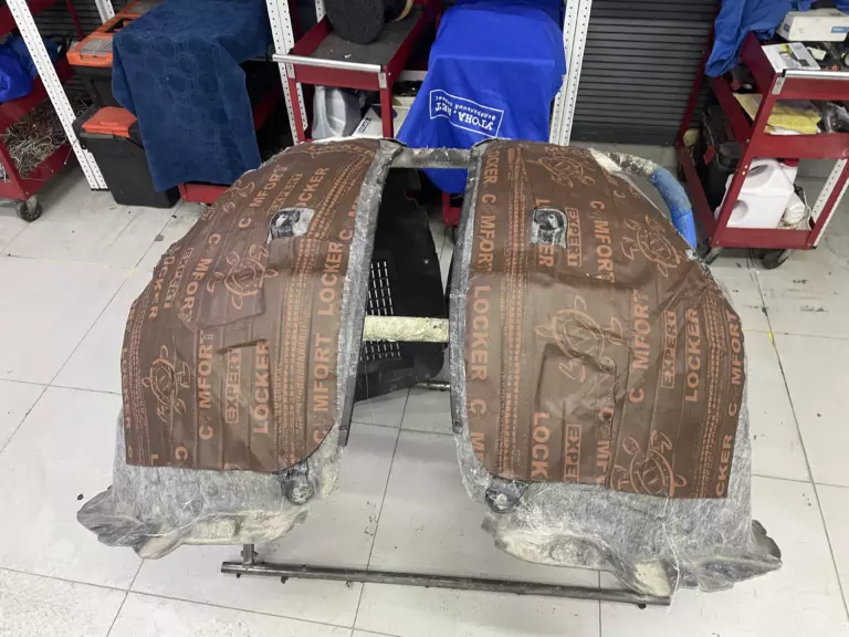 Шумоизоляция арок Land Rover Range Rover-2