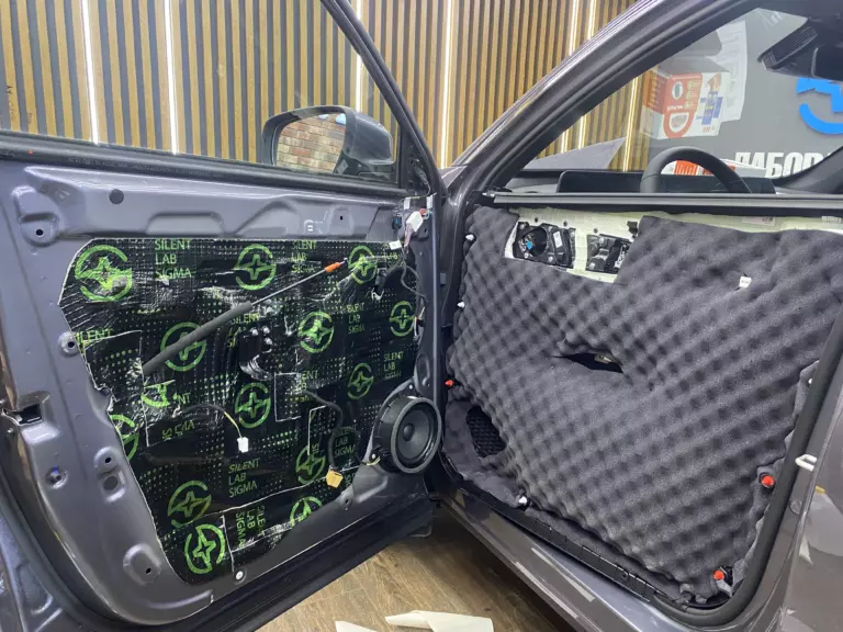 Шумоизоляция дверей Chery Tiggo 7L-3